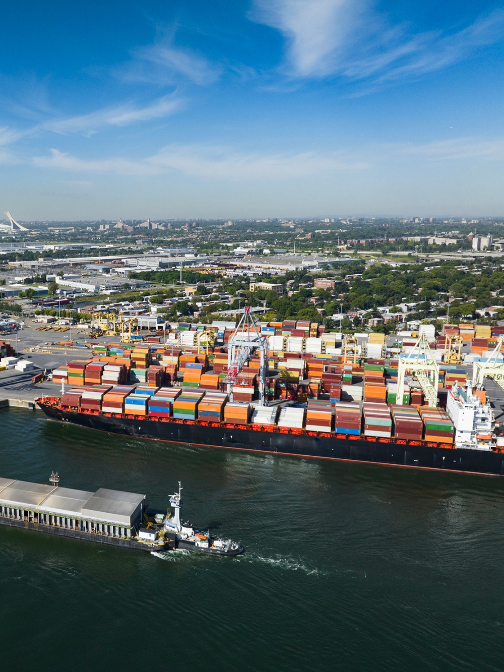 Photo aérienne du port de Montréal